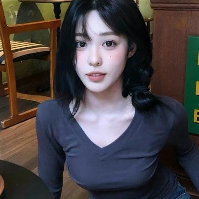 深居在内